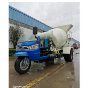 五征五轮多缸3方搅拌车